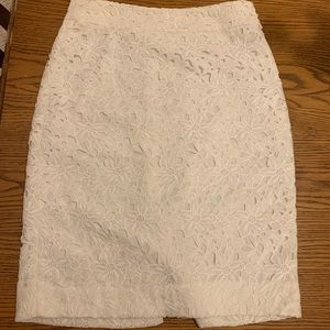 Size 6 White Floral Kate Spade Skirt